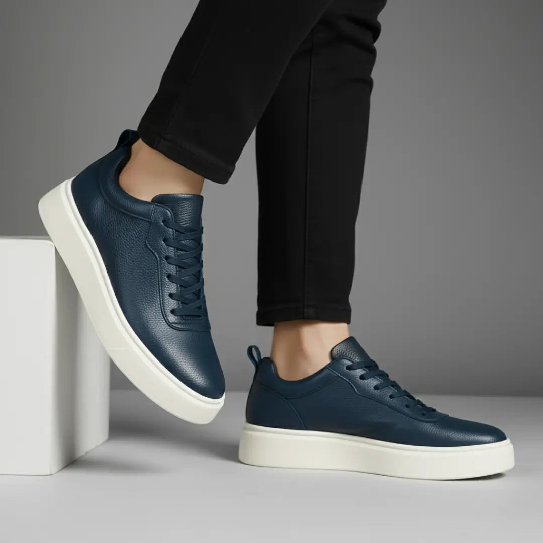 Sneakers BleuMarine en Cuir Grainé  - Tres Confortable